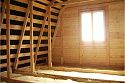 Как качественно и эффективно утеплить стену деревянного дома?